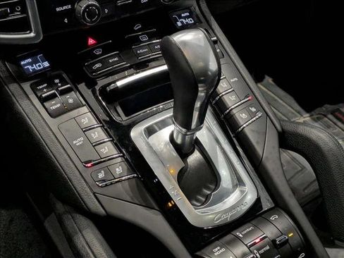 Used 2014 Porsche Cayenne S image 12