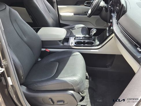 Certified 2022 Kia Carnival SX Prestige FWD image 19