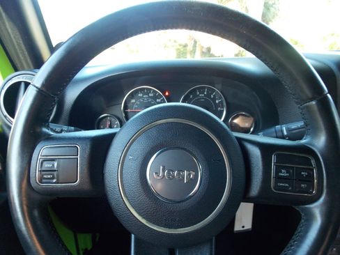 Used 2013 Jeep Wrangler Sport image 15