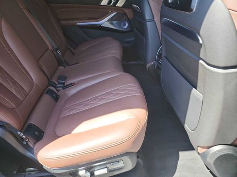 Used 2023 BMW X7 xDrive40i w/ Executive Package AWD/4WD image 17