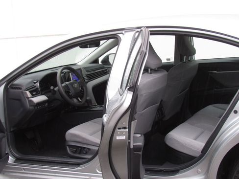 Certified 2025 Toyota Camry LE w/ Convenience Package AWD/4WD image 14