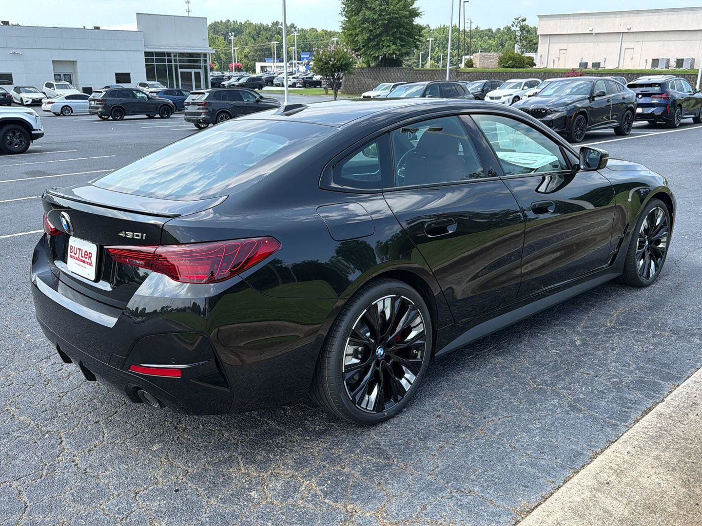 New 2026 BMW 430i w/ M Sport Package RWD image 6