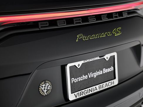 Certified 2023 Porsche Panamera 4S image 14