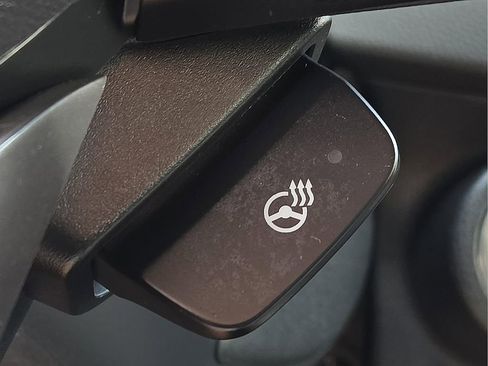 Certified 2024 Subaru Forester Limited image 19