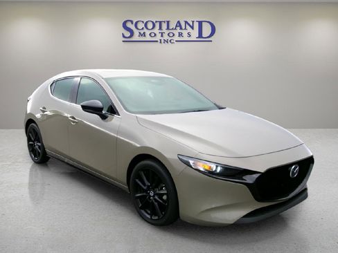 Used 2024 MAZDA MAZDA3 s AWD/4WD image 4