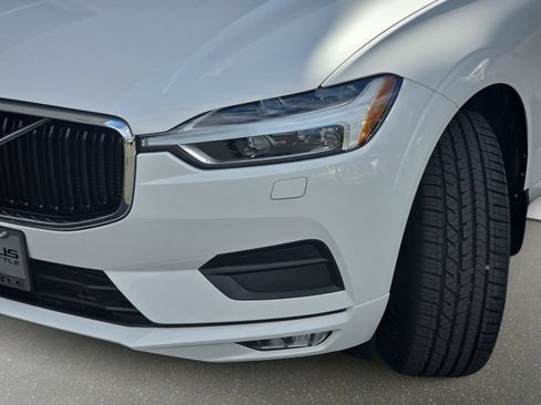 Used 2020 Volvo XC60 T5 Momentum w/ Protection Package Premier AWD/4WD image 32
