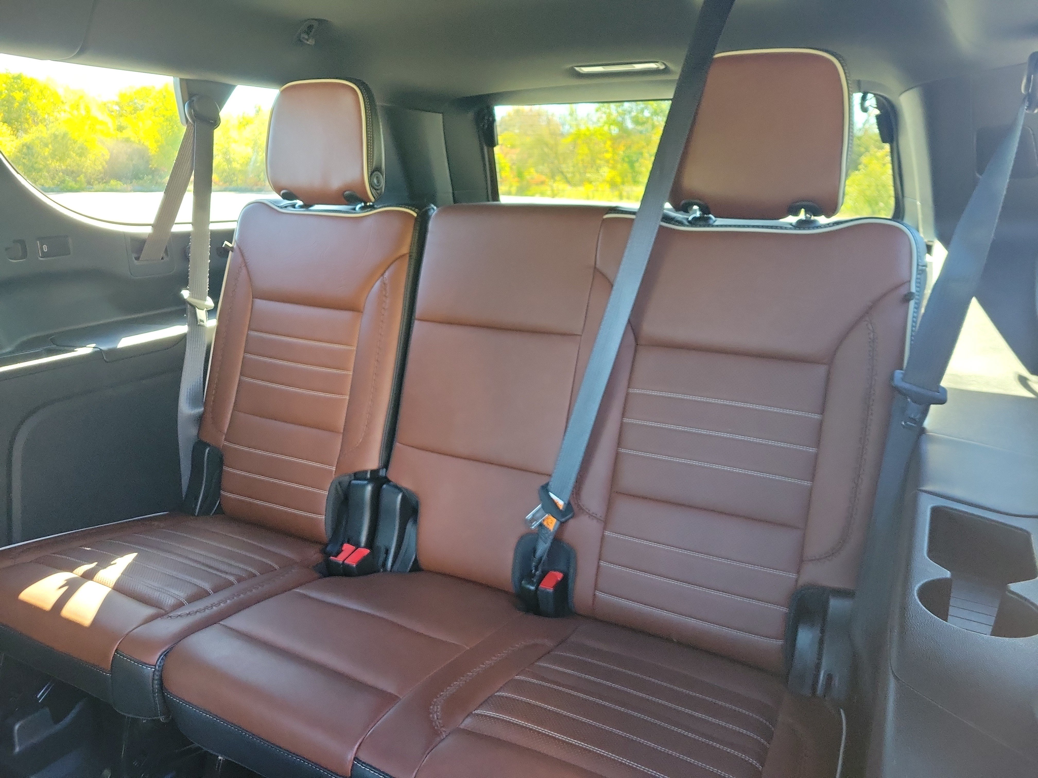 Used 2023 GMC Yukon XL Denali Ultimate AWD/4WD image 17