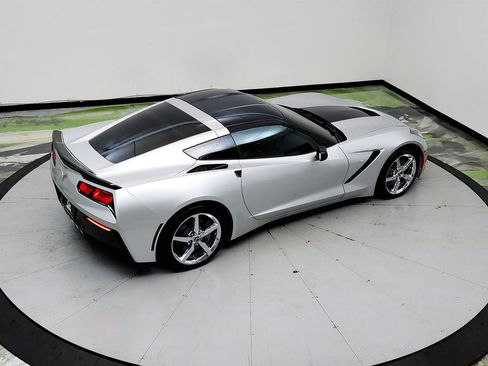 Used 2015 Chevrolet Corvette Stingray Coupe RWD image 28