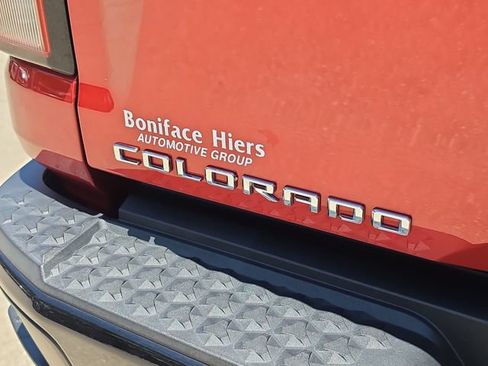 Used 2024 Chevrolet Colorado Trail Boss w/ Technology Package AWD/4WD image 6