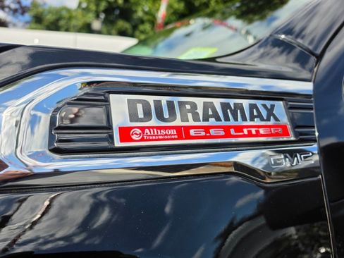 Used 2022 GMC Sierra 2500 Denali AWD/4WD image 7