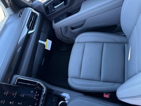 New 2026 GMC Yukon Elevation image 30