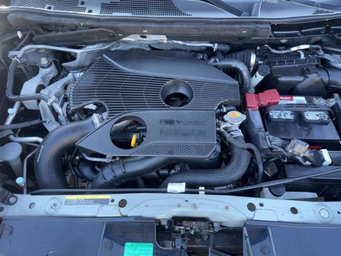 Used 2015 Nissan Juke SV image 10