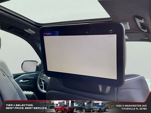 Used 2024 Cadillac Escalade V w/ LPO, ONYX Package AWD/4WD image 18