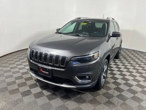 Certified 2019 Jeep Cherokee Limited w/ Trailer Tow Group AWD/4WD image 3