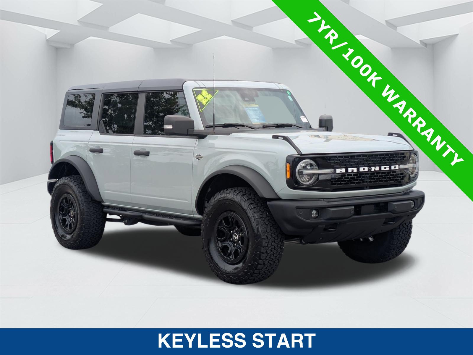 Certified 2022 Ford Bronco Wildtrak AWD/4WD image 3
