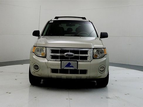 Used 2008 Ford Escape XLT image 2