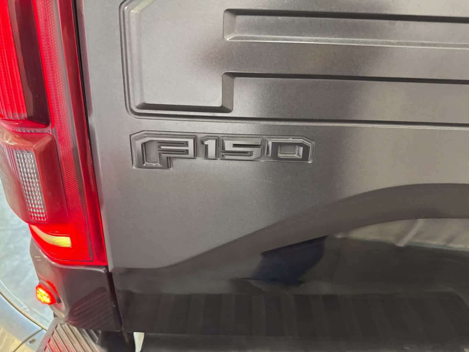 Used 2018 Ford F150 Raptor w/ Equipment Group 802A Luxury AWD/4WD image 12