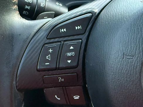 Used 2014 MAZDA MAZDA3 s Grand Touring FWD image 31