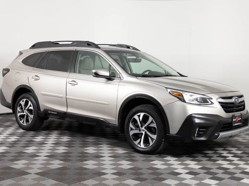 Used 2020 Subaru Outback Limited AWD/4WD image 10