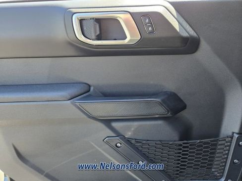 New 2026 Ford Bronco Badlands image 13