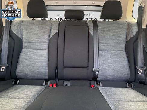 Used 2023 Nissan Rogue SV AWD/4WD image 16