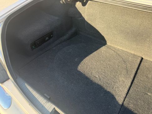 Used 2002 Jaguar XJ8 image 20