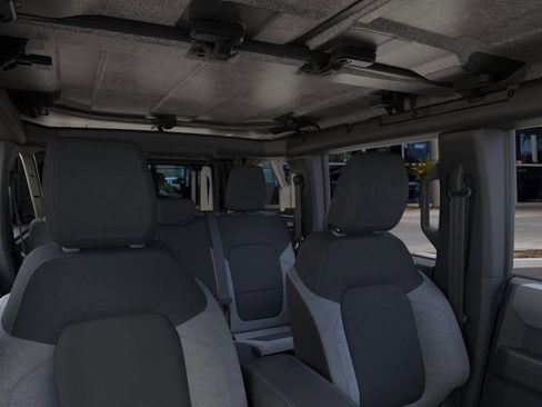 New 2025 Ford Bronco 4-Door image 12