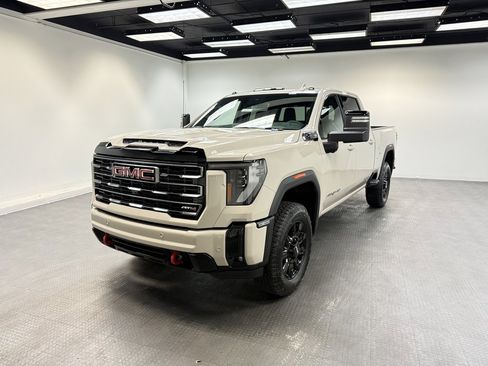 New 2026 GMC Sierra 2500 AT4 image 1