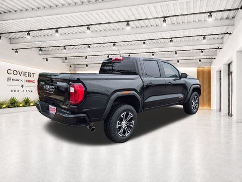 Used 2023 GMC Canyon AT4 w/ AT4 Premium Package AWD/4WD image 13