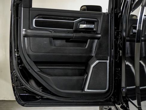 Used 2022 RAM 2500 Laramie image 37