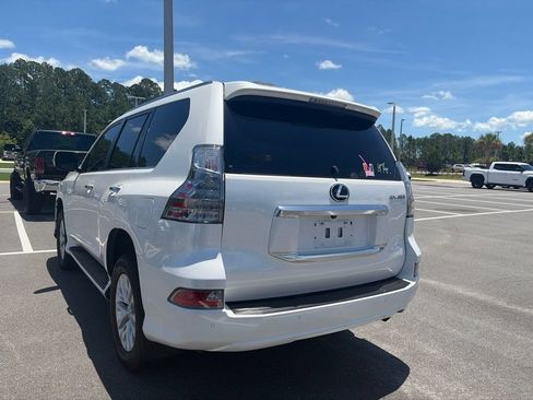 Used 2023 Lexus GX 460 Premium w/ Premium Plus Package AWD/4WD image 3