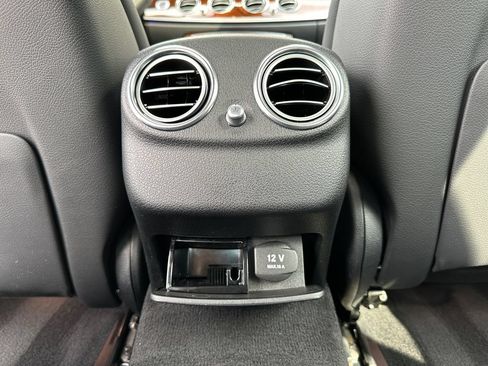 Used 2019 Mercedes-Benz E 300 4MATIC image 26