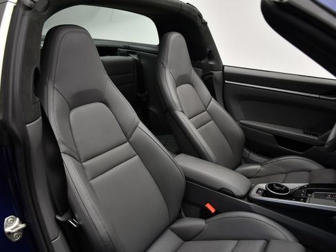 Certified 2023 Porsche 911 Targa 4S AWD/4WD image 48