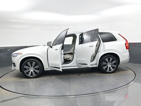 Used 2024 Volvo XC90 B6 Ultimate w/ Protection Package Premier image 44
