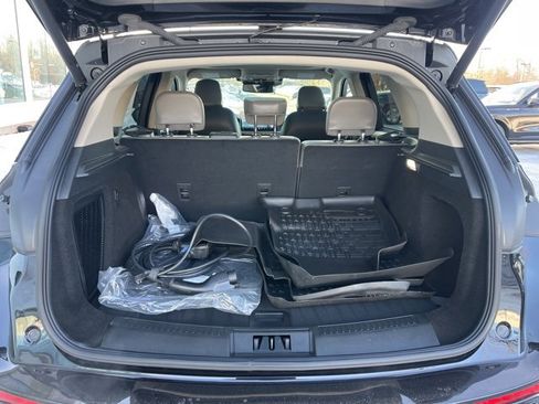 Used 2025 Lincoln Corsair Grand Touring image 11