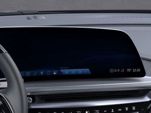 New 2026 Cadillac Lyriq Luxury w/ LPO, Floor Liner Package AWD/4WD image 20