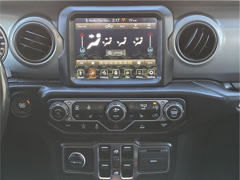 Used 2022 Jeep Gladiator Sport image 22