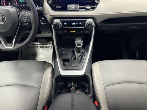 Used 2025 Toyota RAV4 XLE Premium image 36