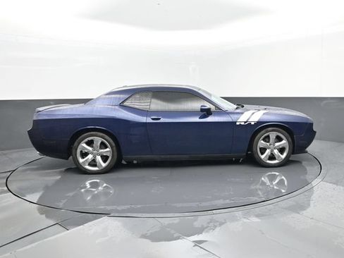 Used 2014 Dodge Challenger SXT Plus RWD image 4