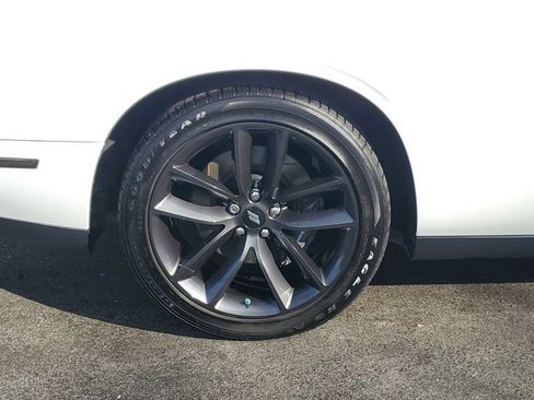 Used 2019 Dodge Challenger R/T Scat Pack image 7