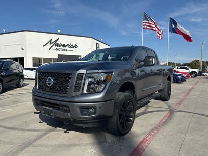 Used 2018 Nissan Titan SL w/ Midnight Edition