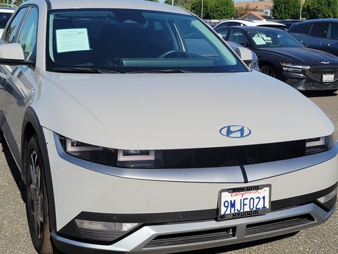 Certified 2024 Hyundai Ioniq 5 SEL RWD image 6