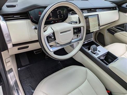 Certified 2024 Land Rover Range Rover Autobiography AWD/4WD image 10