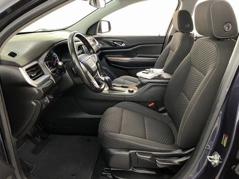 Used 2019 GMC Acadia SLE image 6