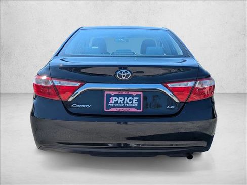 Used 2017 Toyota Camry LE image 6