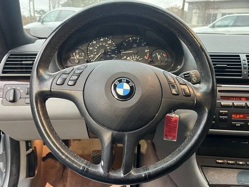 Used 2006 BMW 325Ci Convertible image 18