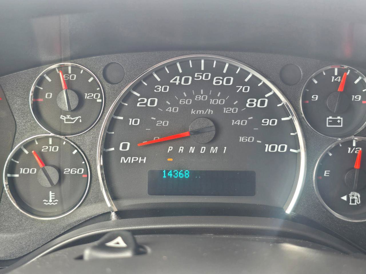 Used 2025 Chevrolet Express 2500 w/ Driver Convenience Package RWD image 8