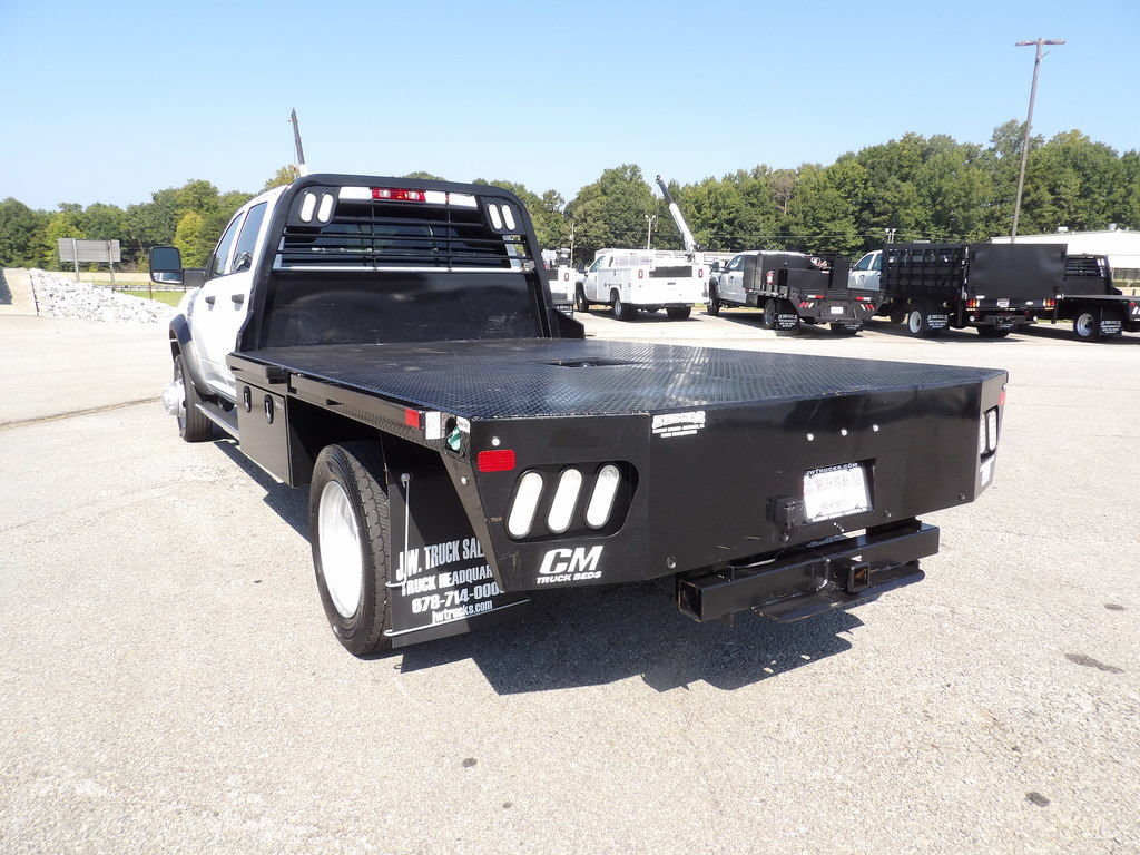 Used 2024 RAM 5500 4x4 Crew Cab image 5