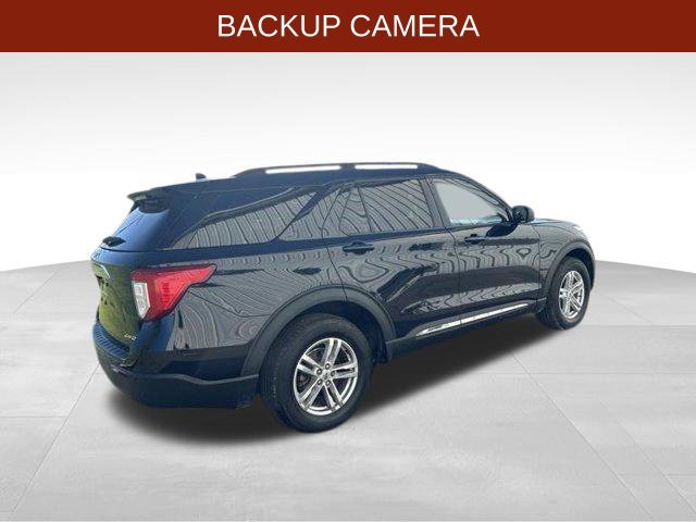 Used 2023 Ford Explorer XLT AWD/4WD image 7