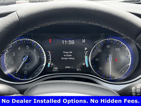 Used 2025 Chrysler Pacifica Limited FWD image 16